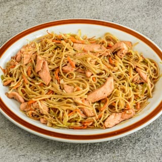 C1. Chicken Chow Mein