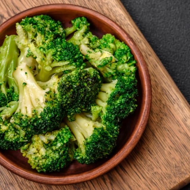 70. Broccoli with Garlic Sauce.